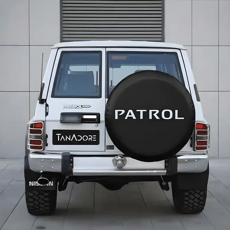 Чехол на запасное колесо с логотипом Nissan Patrol